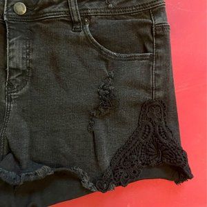 EUC WOMAN'S SIZE 9 CUTE JOE BOXER BLACK SHORTS WITH LACE AND DISTRESSING